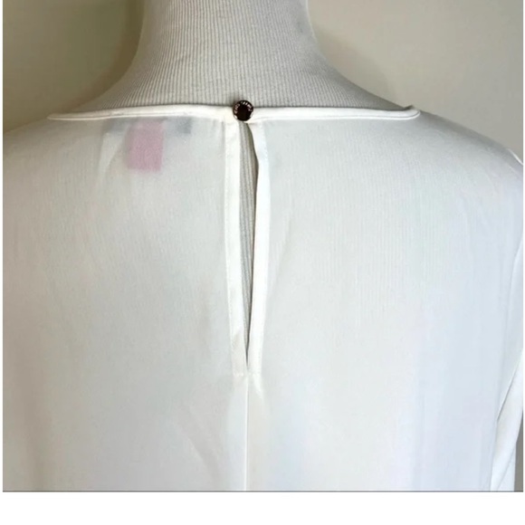 Vince Camuto Long Bell Sleeve Blouse, size XXS - Picture 6 of 8